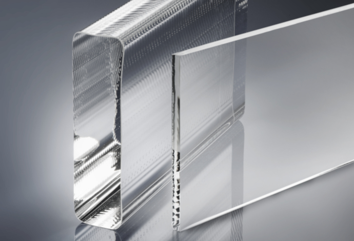 Optical glasses from SCHOTT are available in a wide range of physical dimensions and properties Two sections of clear optical glass of different thicknesses